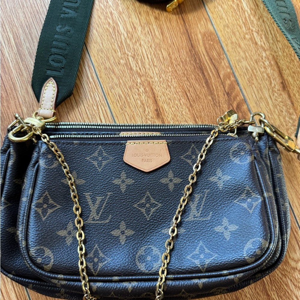 Louis Vuitton Multi Pochette Accessoires - Picture 2 of 5